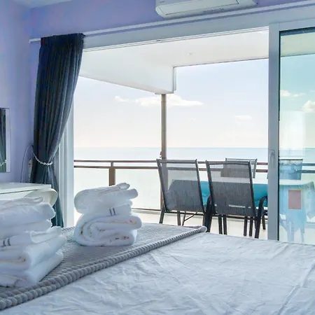 Malibu Dreams 2 Bedroom